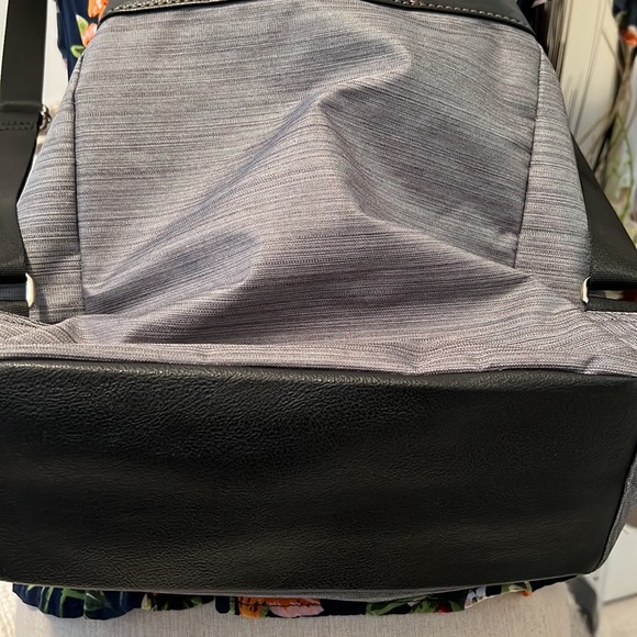 Roots Mini Backpack - Picture 7 of 8